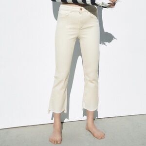 NWT Women’s Sz 4 Cream Zara High Waisted Cropped Flare Jeans